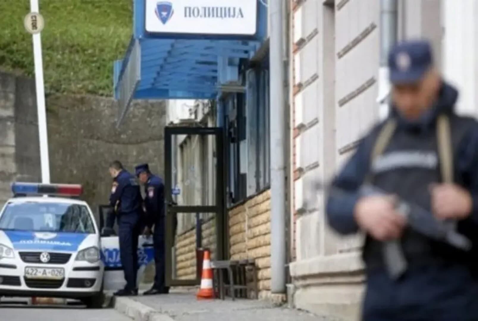 DISKRIMINACIJA BOŠNJAKA: Tužilaštvo u Bijeljini neće goniti policajca zbog pesničenja  - slika 1