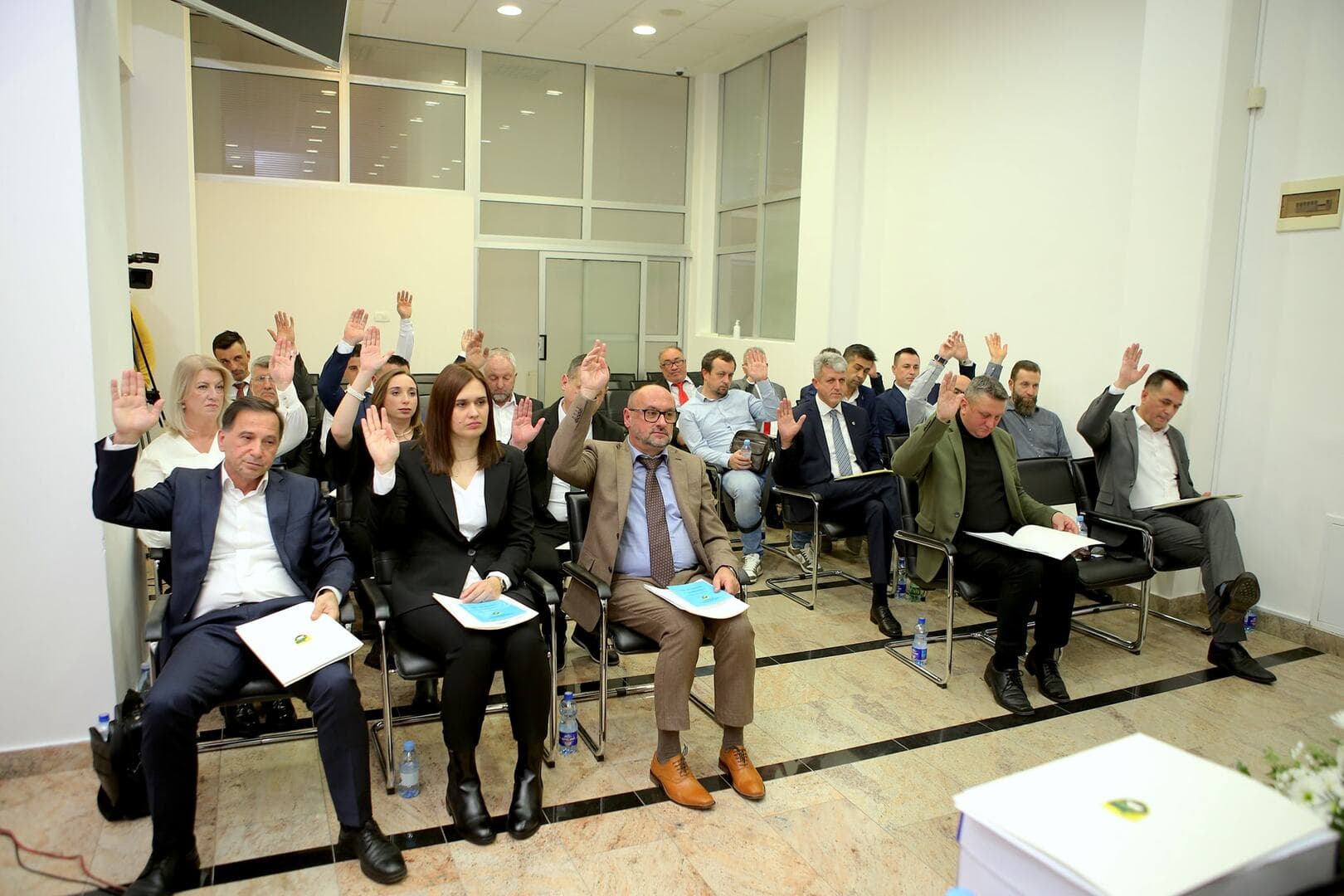 Potvrđeno: SDA i SDP napravili vlast u Tešnju - slika 3