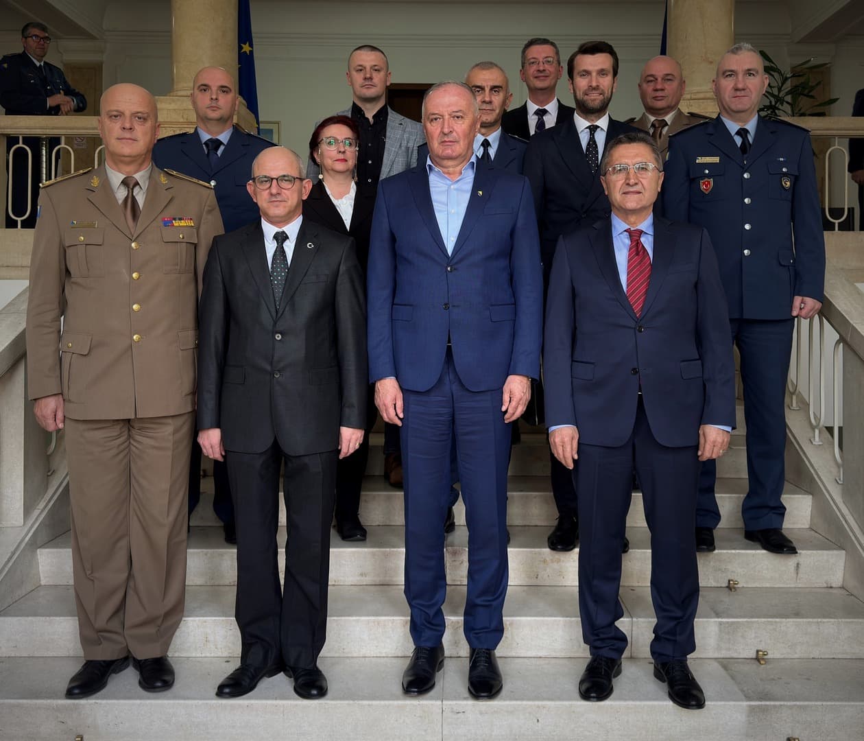 Helez: U martu nam stižu turski oklopnjaci - slika 1