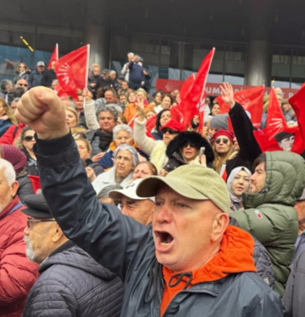 Turska: Uhapšeno više od 1100 demonstranata. Iza rešetaka i novinari - slika 1