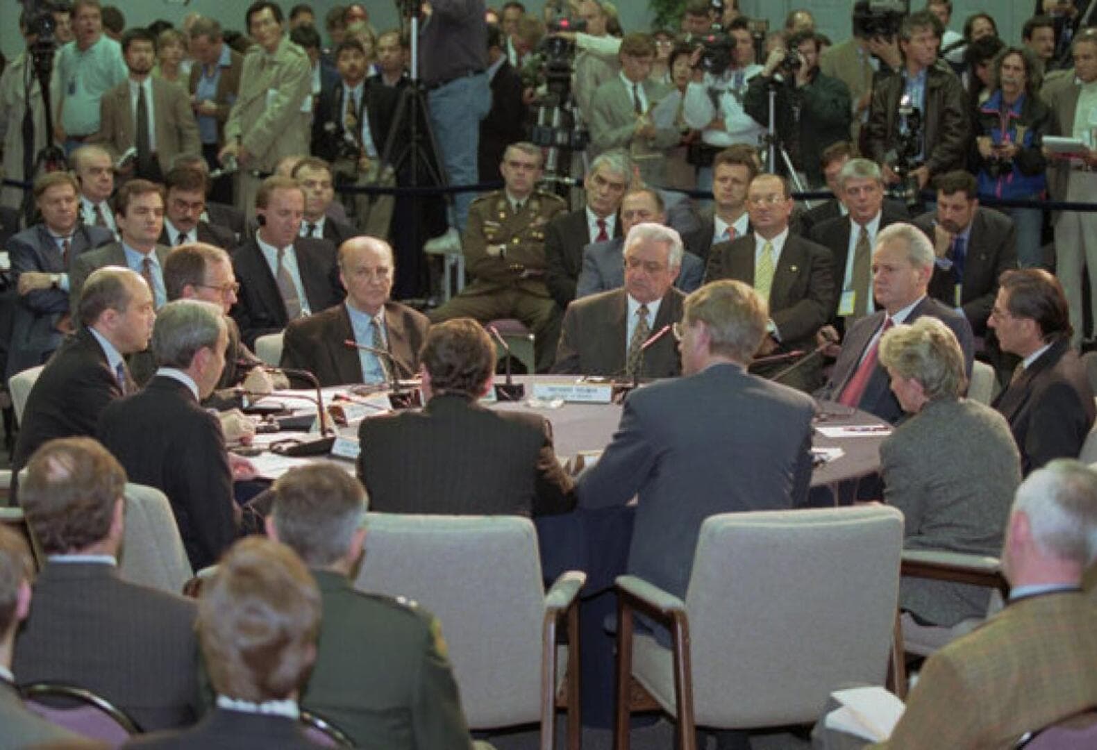 Šta je Izetbegović rekao kad mu je prvi put pomenuta "Rs" - slika 1