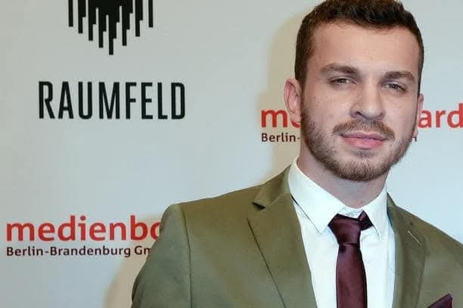 Dirljivo pismo bh. glumca iz Njemačke: Moj bi babo danas bio ponosan - slika 1