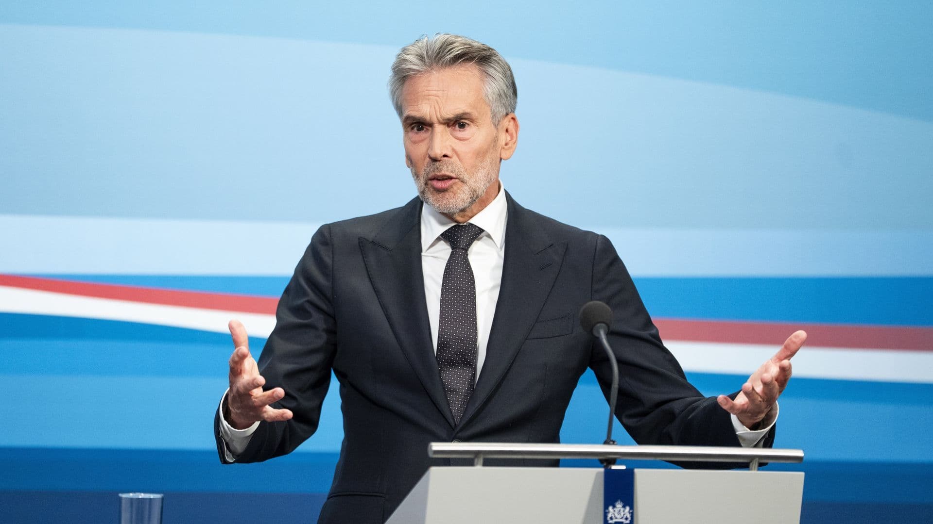 Premijer Nizozemske podnio ostavku - slika 1