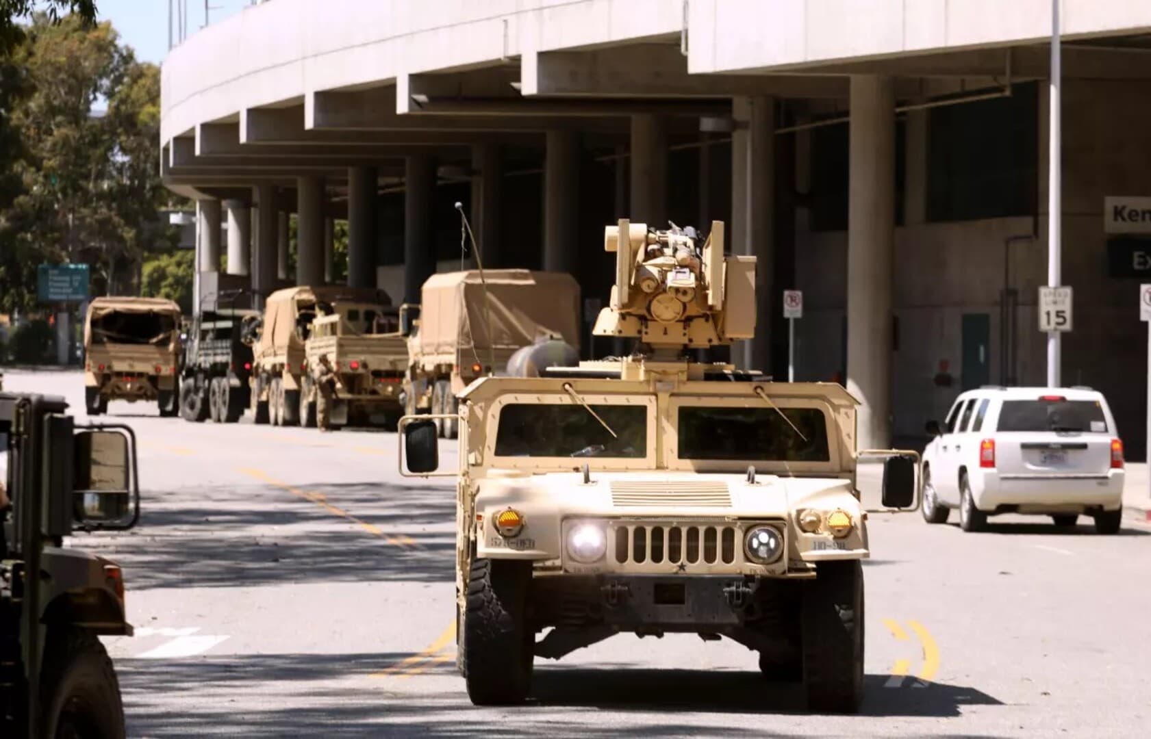 2.000 vojnika Nacionalne garde SAD raspoređeno u Los Anđelesu. 'Rat' može da počne - slika 1