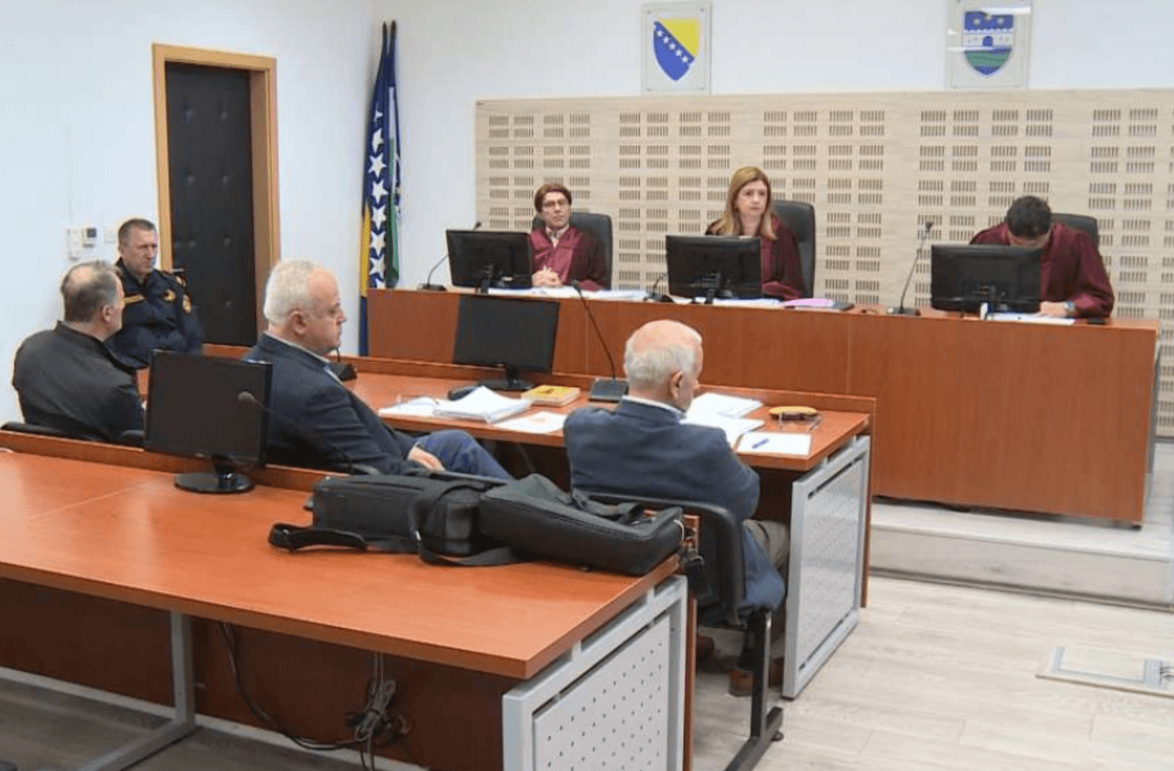 Suđenje ubici iz Sanskog Mosta: Porodice žrtava nezadovoljne - slika 1