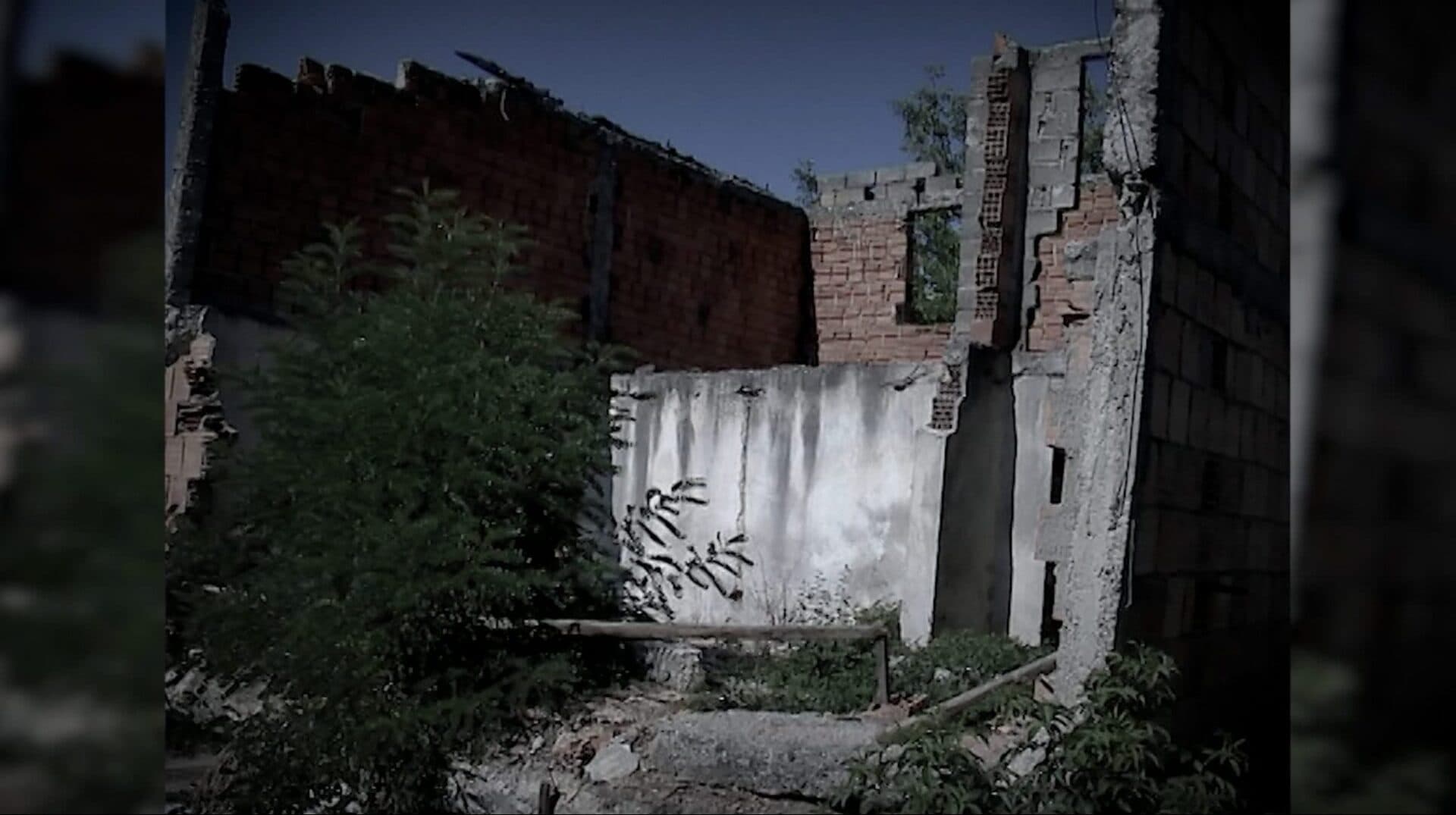 “Vatra je lizala nebo, djeca zapištaše” - slika 1