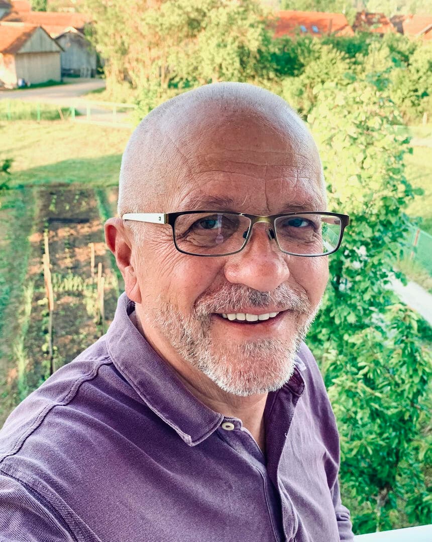 Hajrudine, da ti pravo kažem: sve nas je manje - slika 1