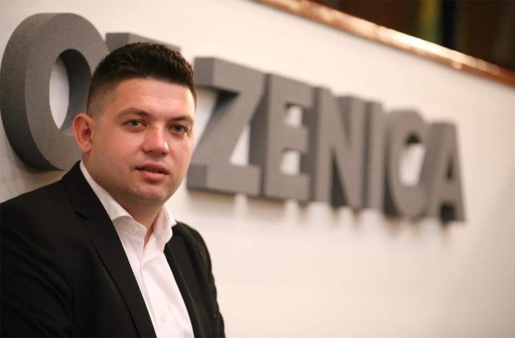 Ko je Kenan Uzunović: Istrage, optužbe za mito i borba za poziciju u federalnom parlamentu - slika 1