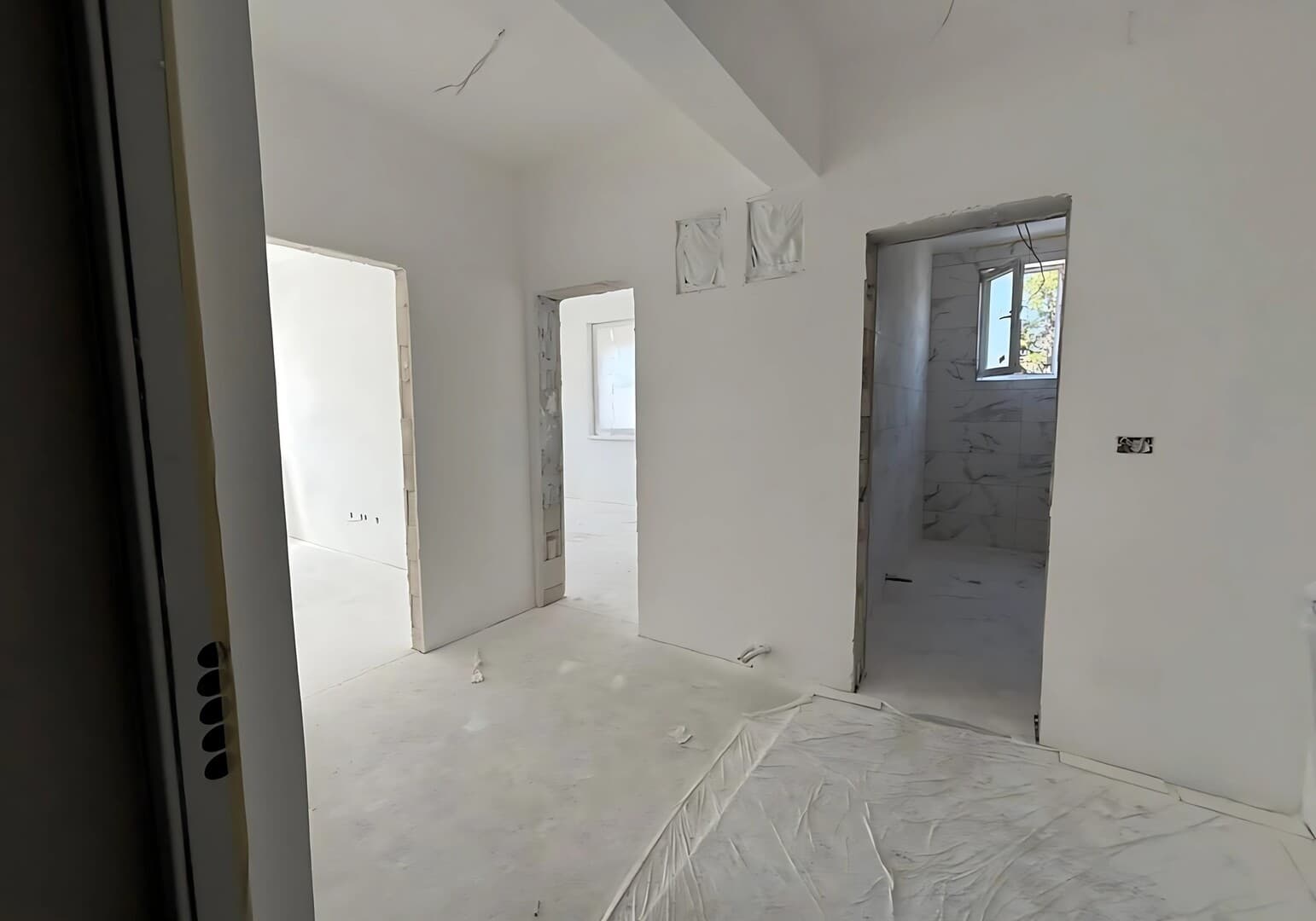 Poslovni prostori i garaže u centru Ilijaša: Posljednja prilika za kupovinu! - slika 4