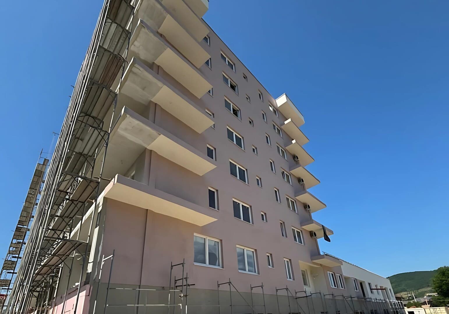 Poslovni prostori i garaže u centru Ilijaša: Posljednja prilika za kupovinu! - slika 1