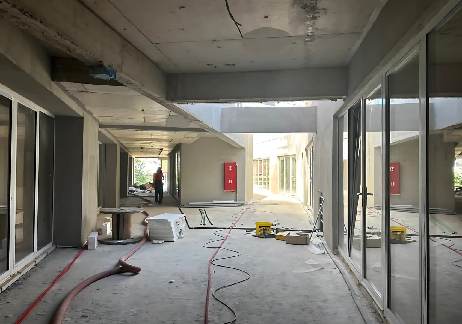 Poslovni prostori i garaže u centru Ilijaša: Posljednja prilika za kupovinu! - slika 5