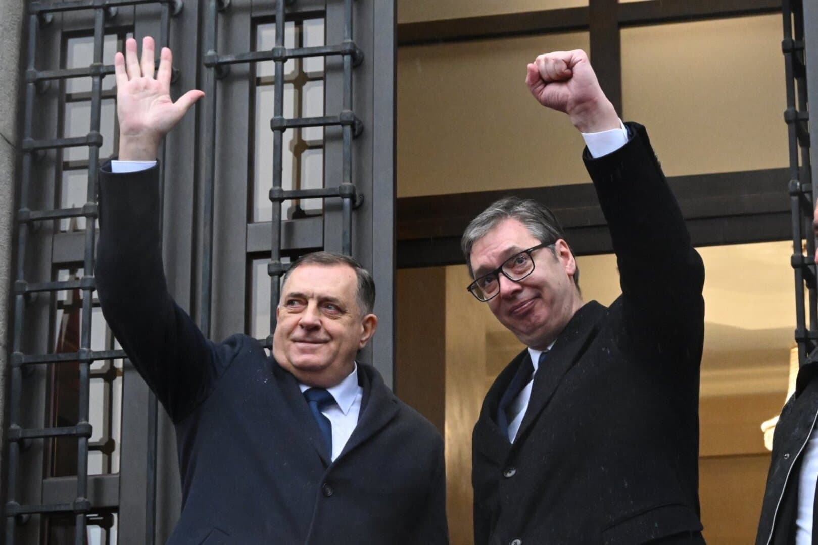 Kada će Vučić isporučiti Dodika? - slika 1