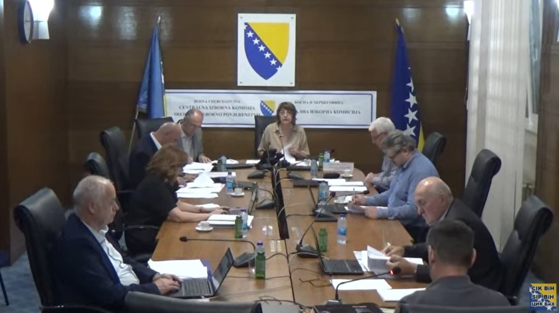 CIK u srijedu oduzima mandat Dodiku - slika 1