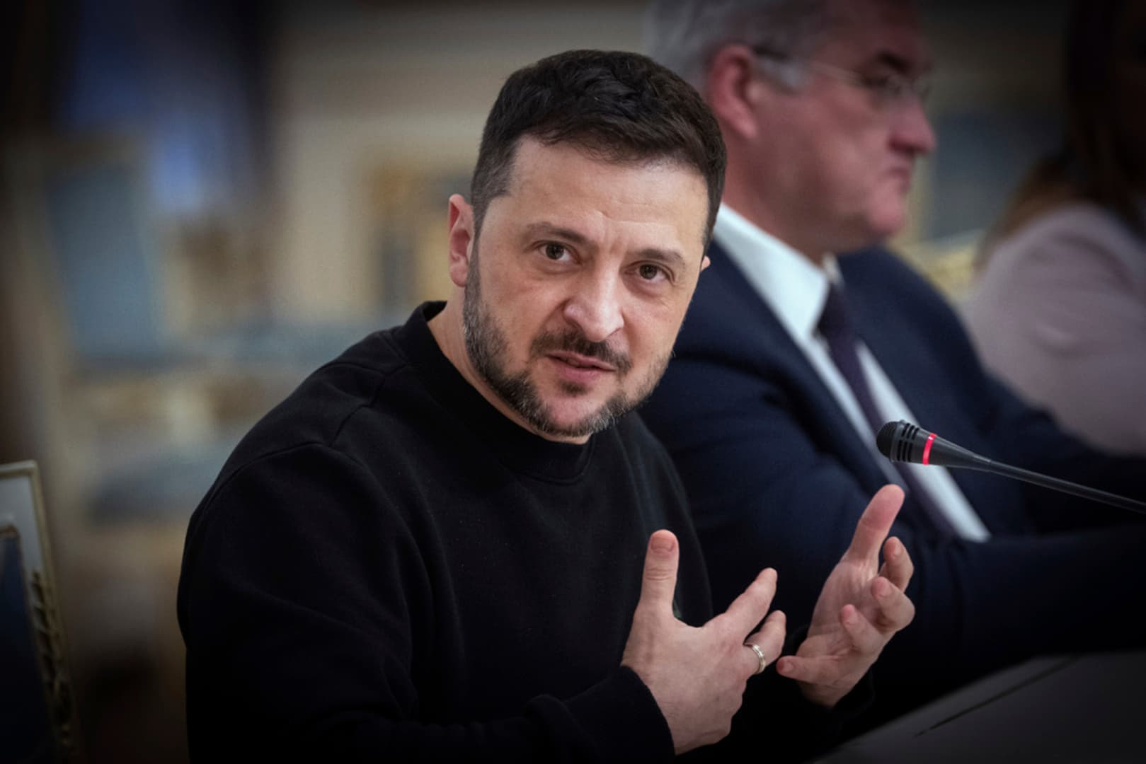 Zelenski: Nećemo dati našu zemlju okupatorima - slika 1