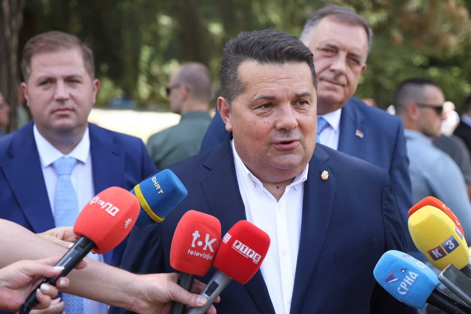 Stevandić: „Šefik, Safet, Džemal i Dženan nisu naivčine" - slika 1