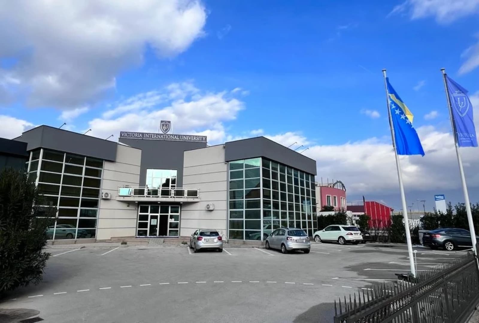 Sud BiH: Kažnjeni falsifikatori diploma - slika 1