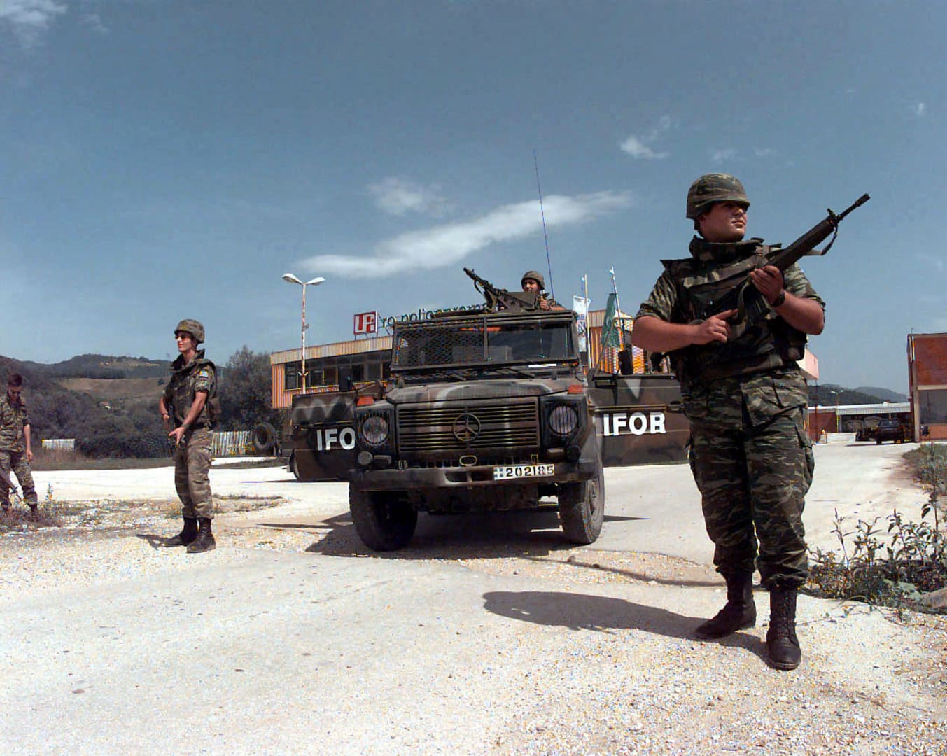 NATO: Trideset godina od dolaska snaga u BiH - slika 1