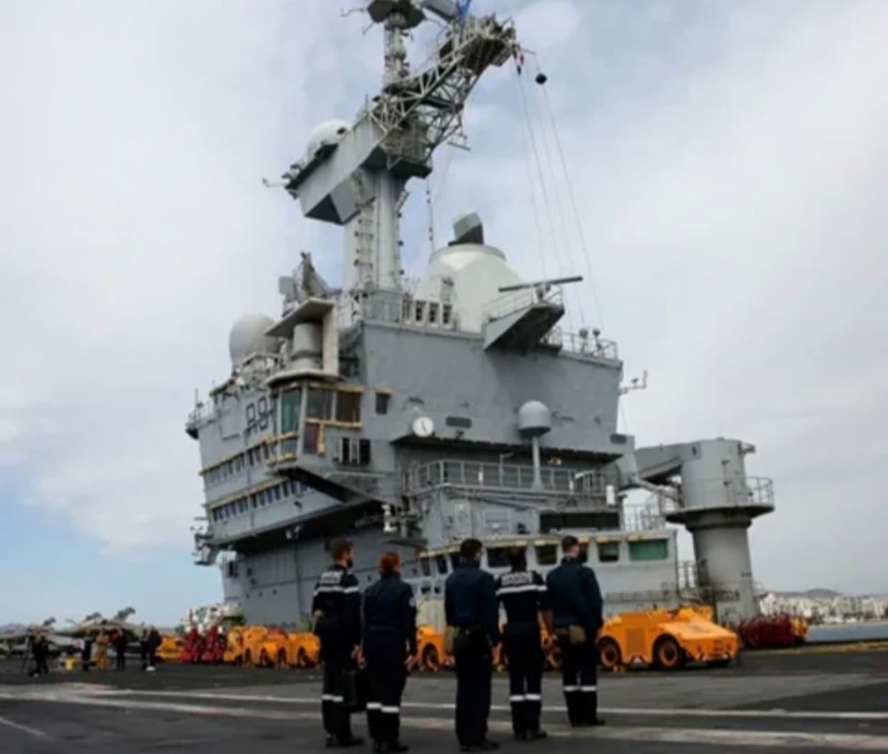 Francuska gradi najveći ratni brod u Evropi - slika 1