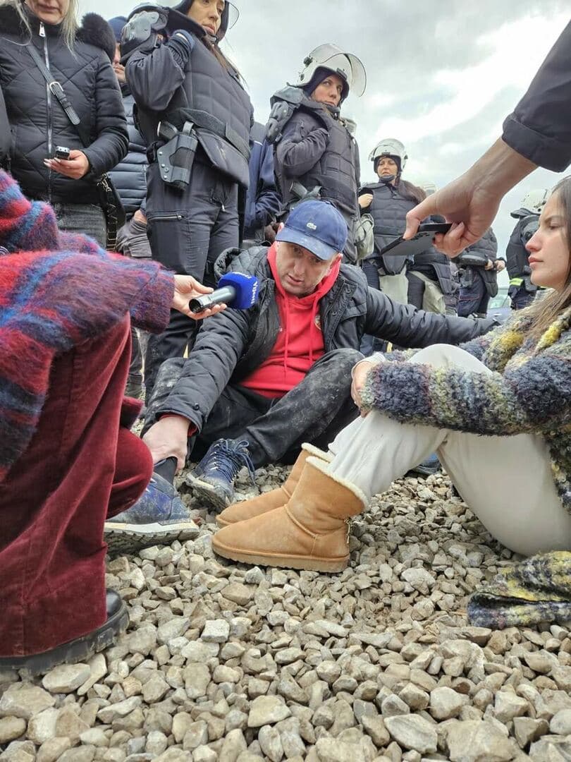 Priveden Milan Knežević lider Srba u Crnoj Gori i negator genocida - slika 1