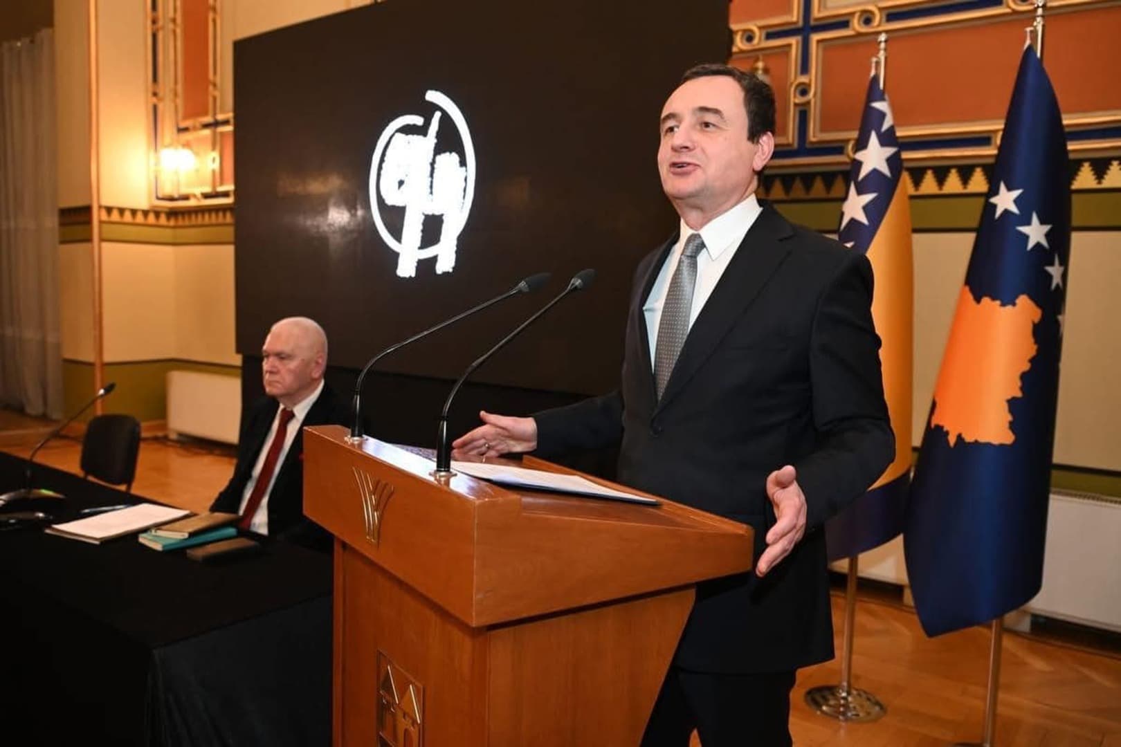 Kurti: Preduslov za dijalog je da Srbija isporuči Radojičića - slika 1