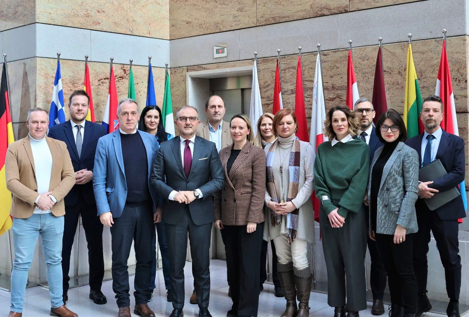 EU upozorava BiH: Rizik od sive liste i gubitka poslovnih prilika - slika 1