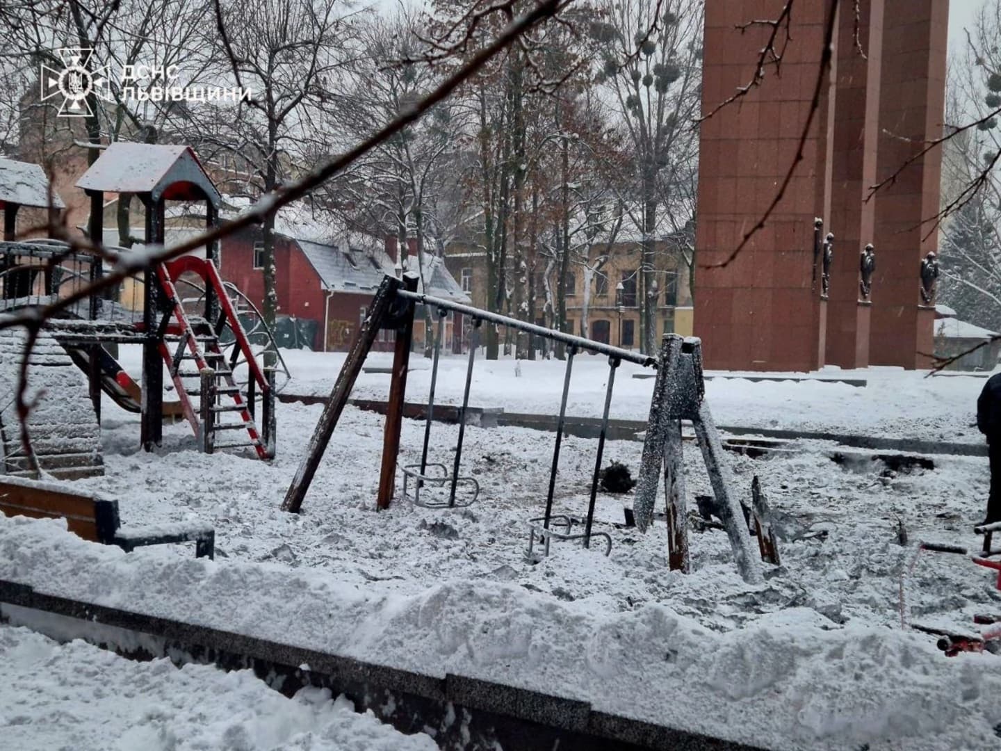 Ruski dron pogodio dječije igralište u Lavovu - slika 1