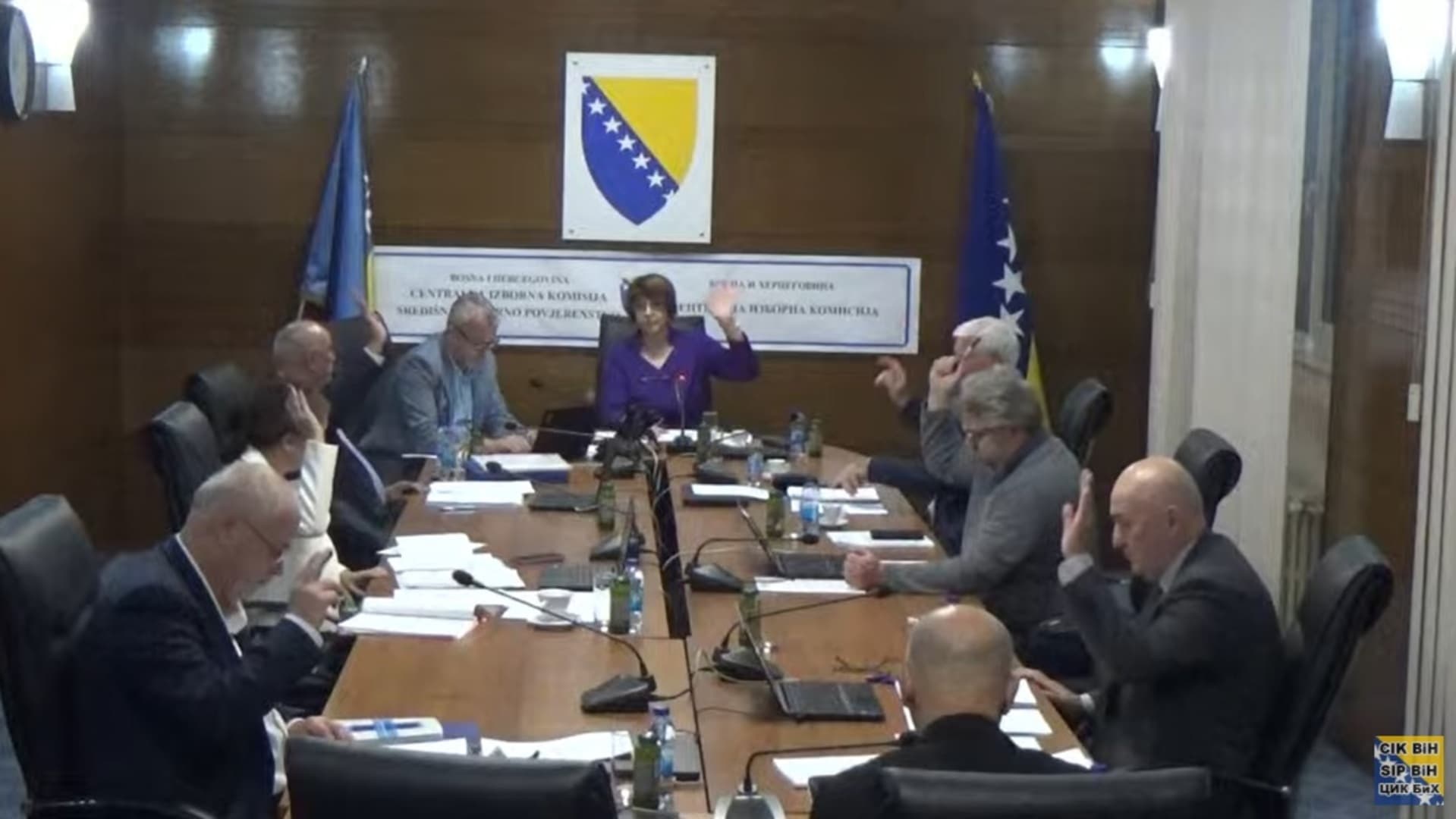 CIK: Samo posmatrači s akreditacijama moći će pratiti izbore - slika 1