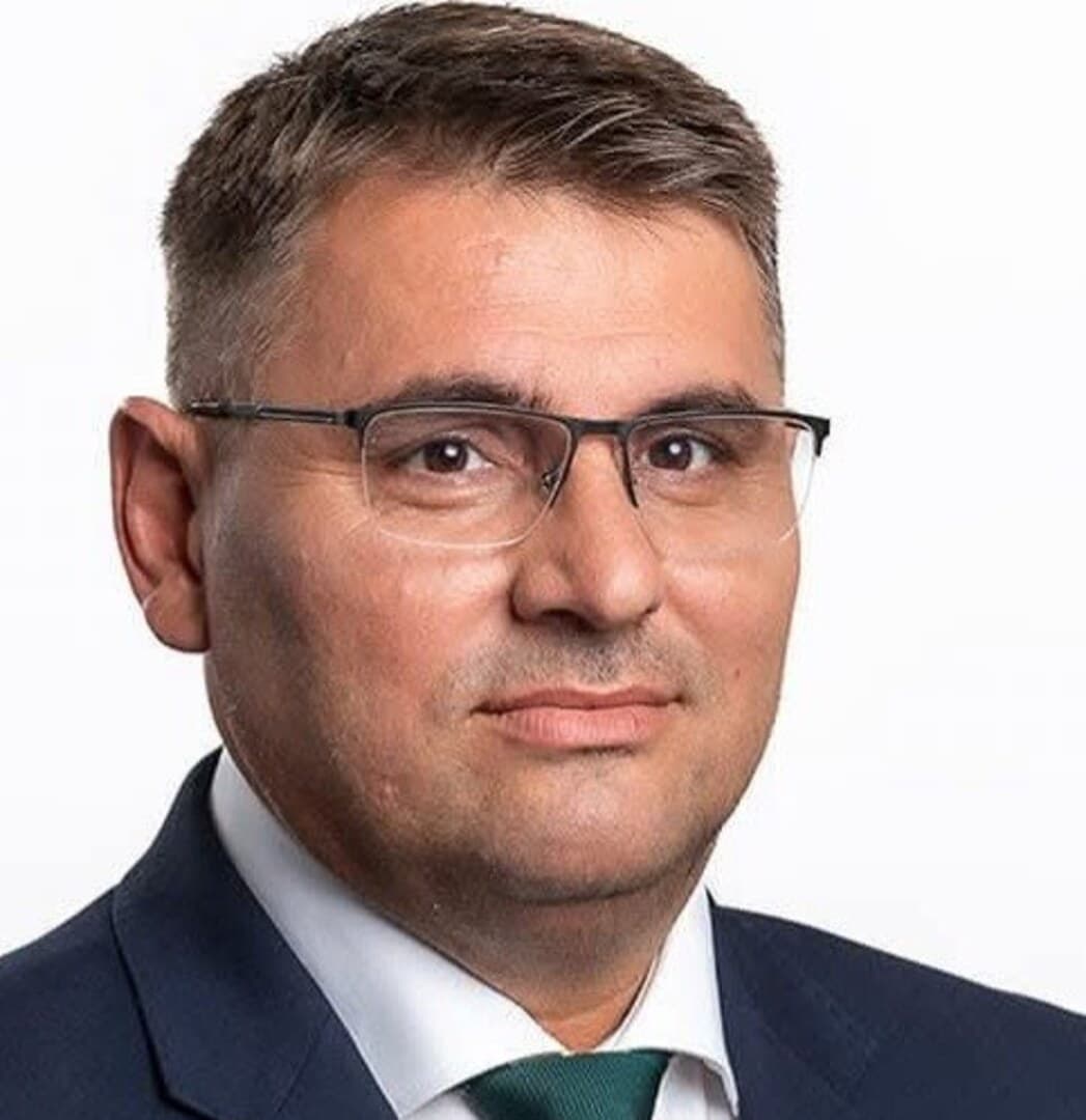 Politika kao odgovorna napetost - slika 1