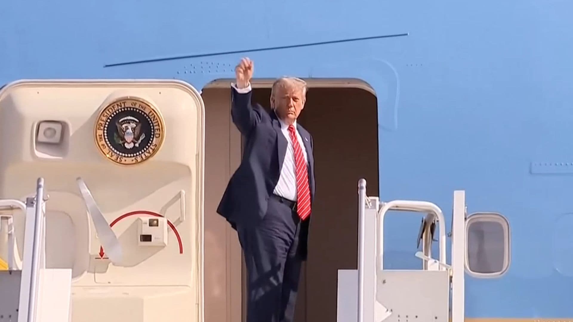 Trump otkrio detalje hapšenja Madura: Krv lila na sve strane! - slika 1