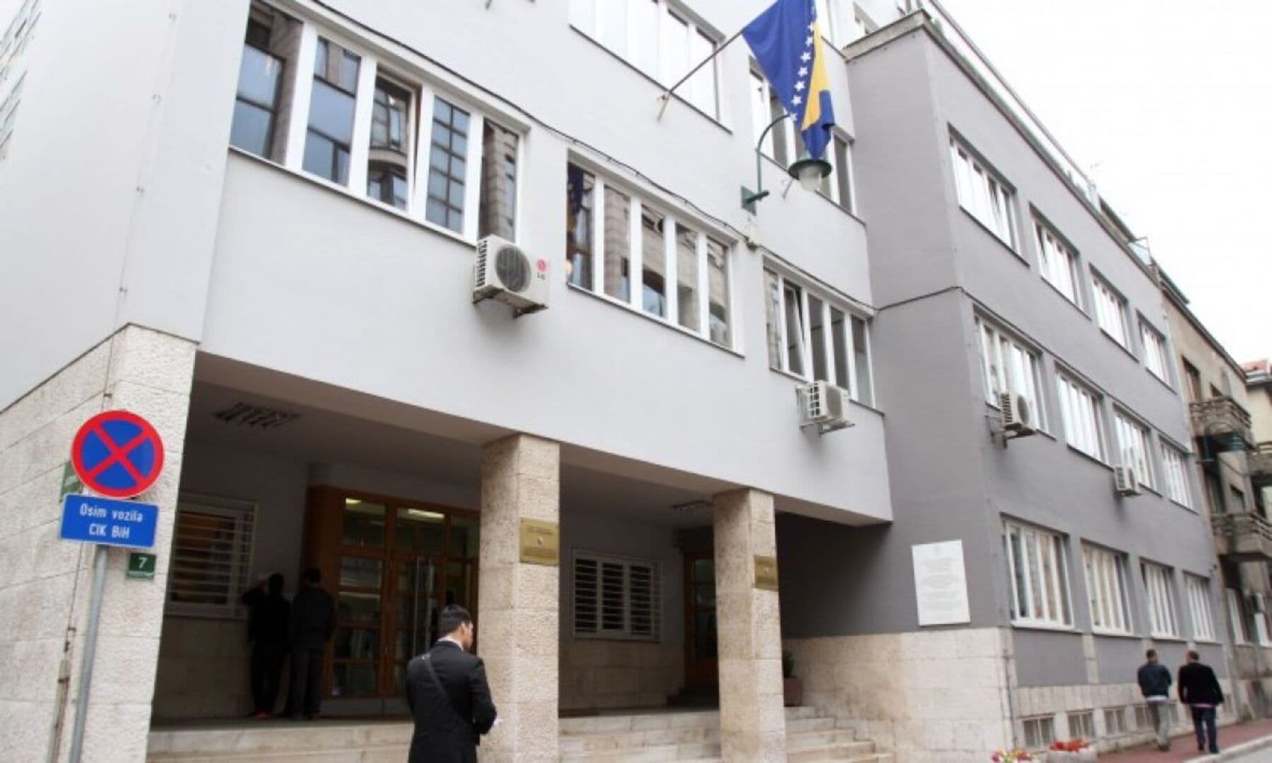 CIK BiH izmijenio instrukcije za ponovljene prijevremene izbore u Rs - slika 1