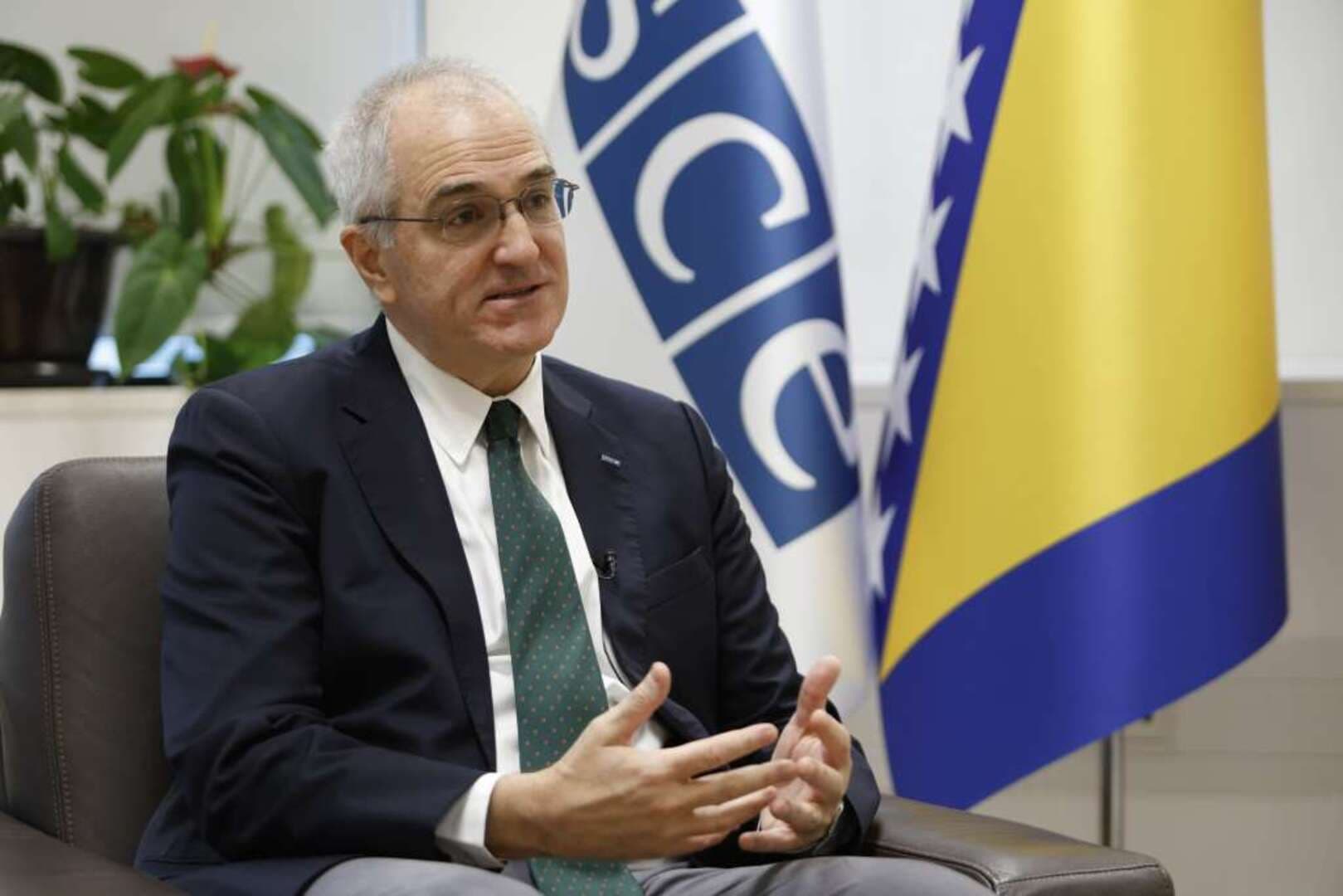 Šef OSCE u BiH: Političari da paze na retoriku tokom kampanje - slika 1