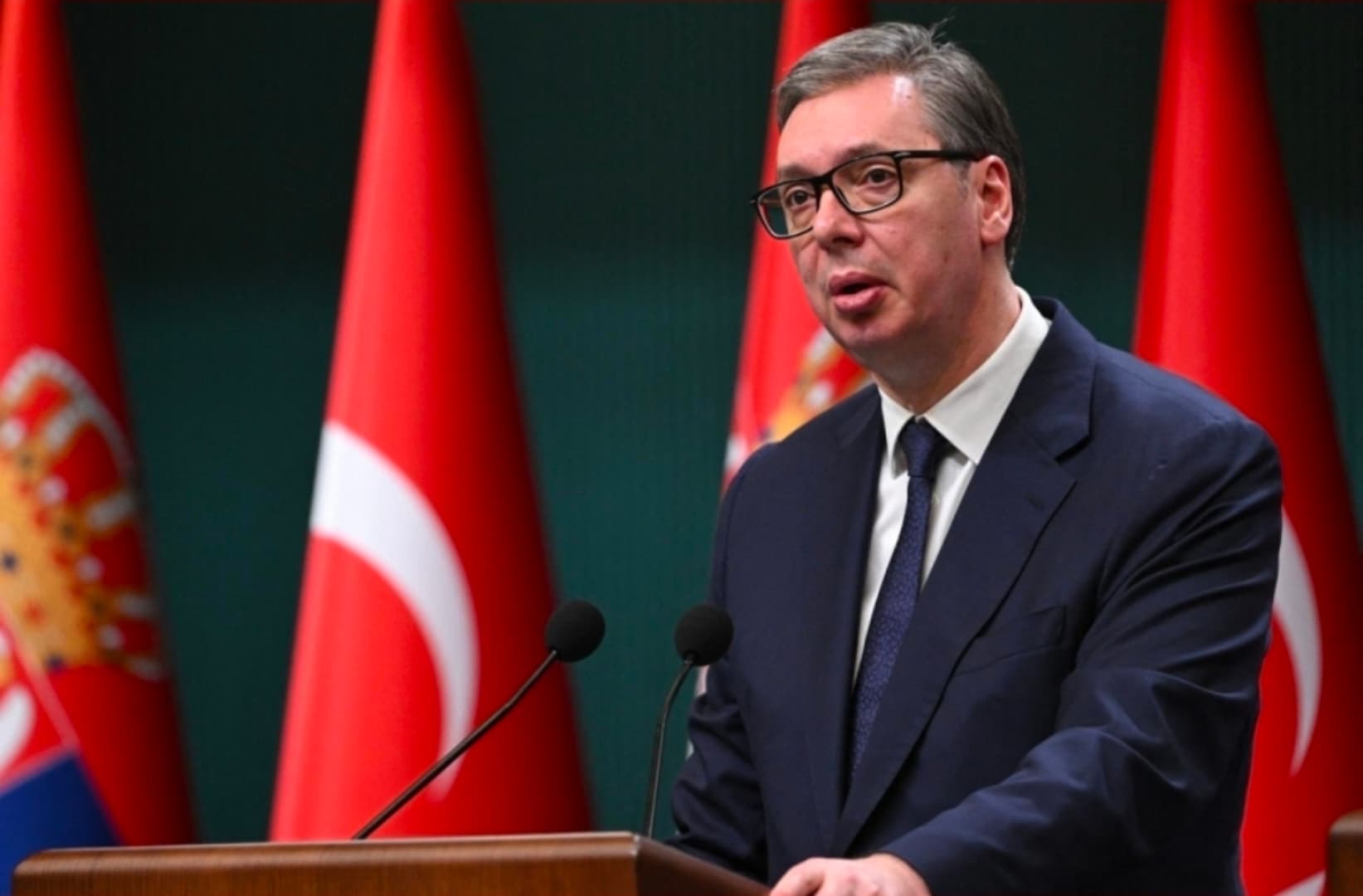 Vučić u panici: "Ugroženi smo!" - slika 1