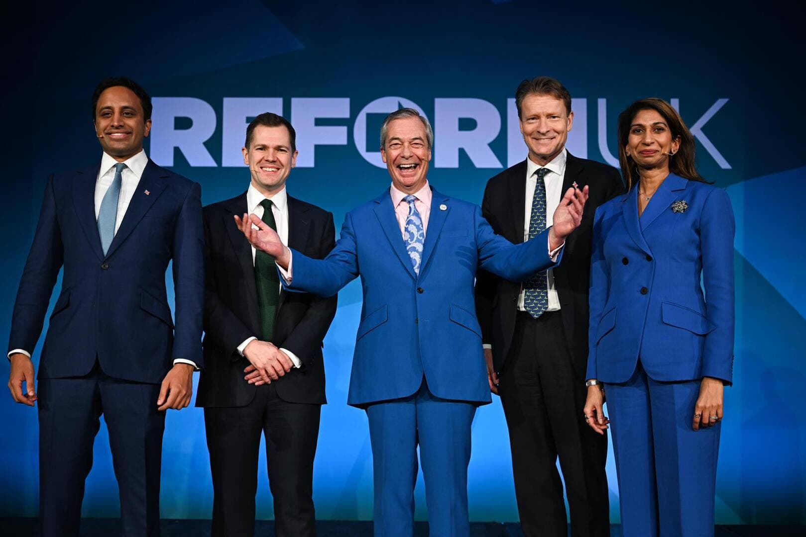 Farage pokušava pokazati da Reform UK prerasta u stranku spremnu za vlast - slika 1