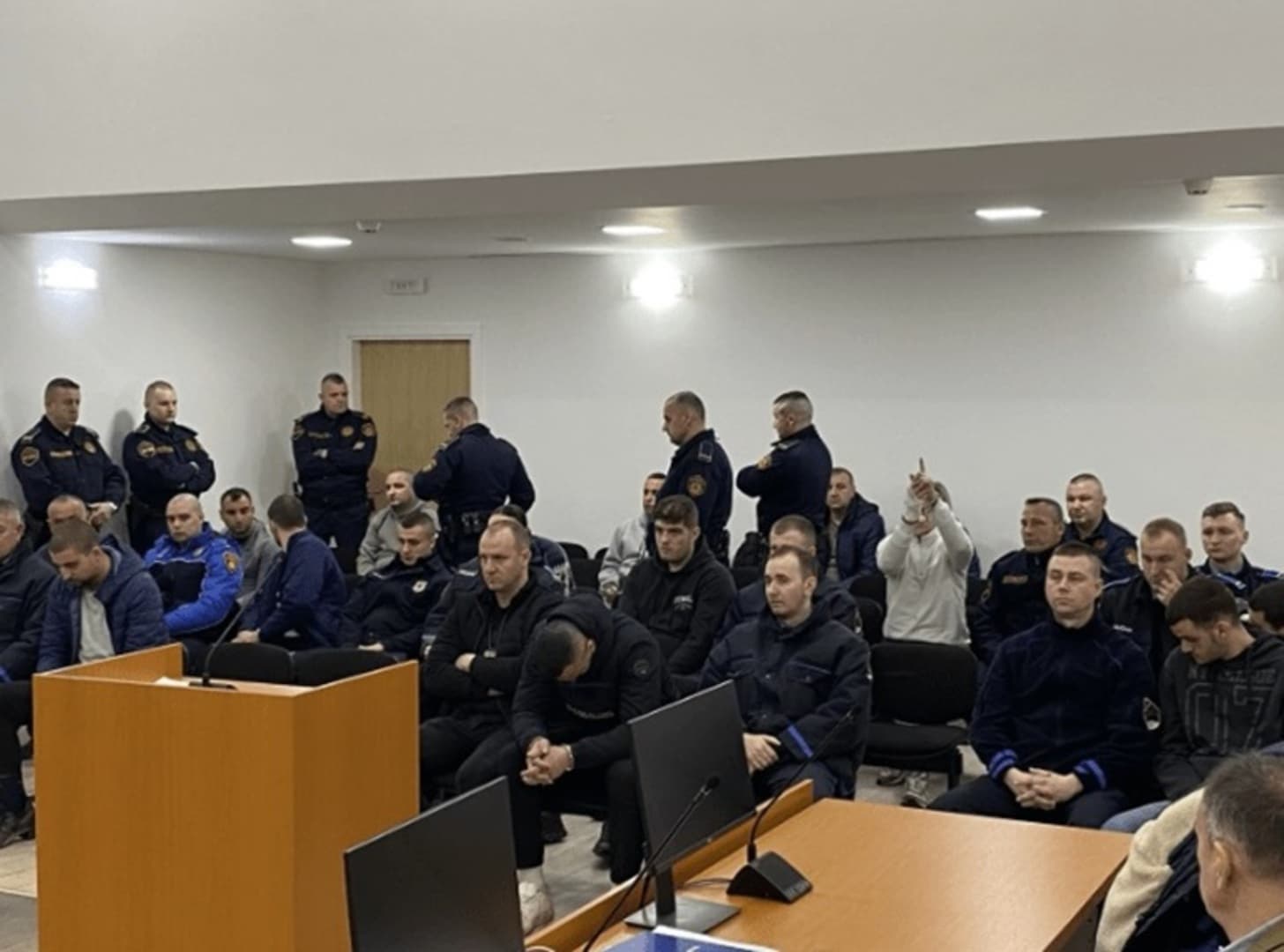 Živinice: Navijači Torcide mogu na slobodu. Ali prvo moraju platiti - slika 1