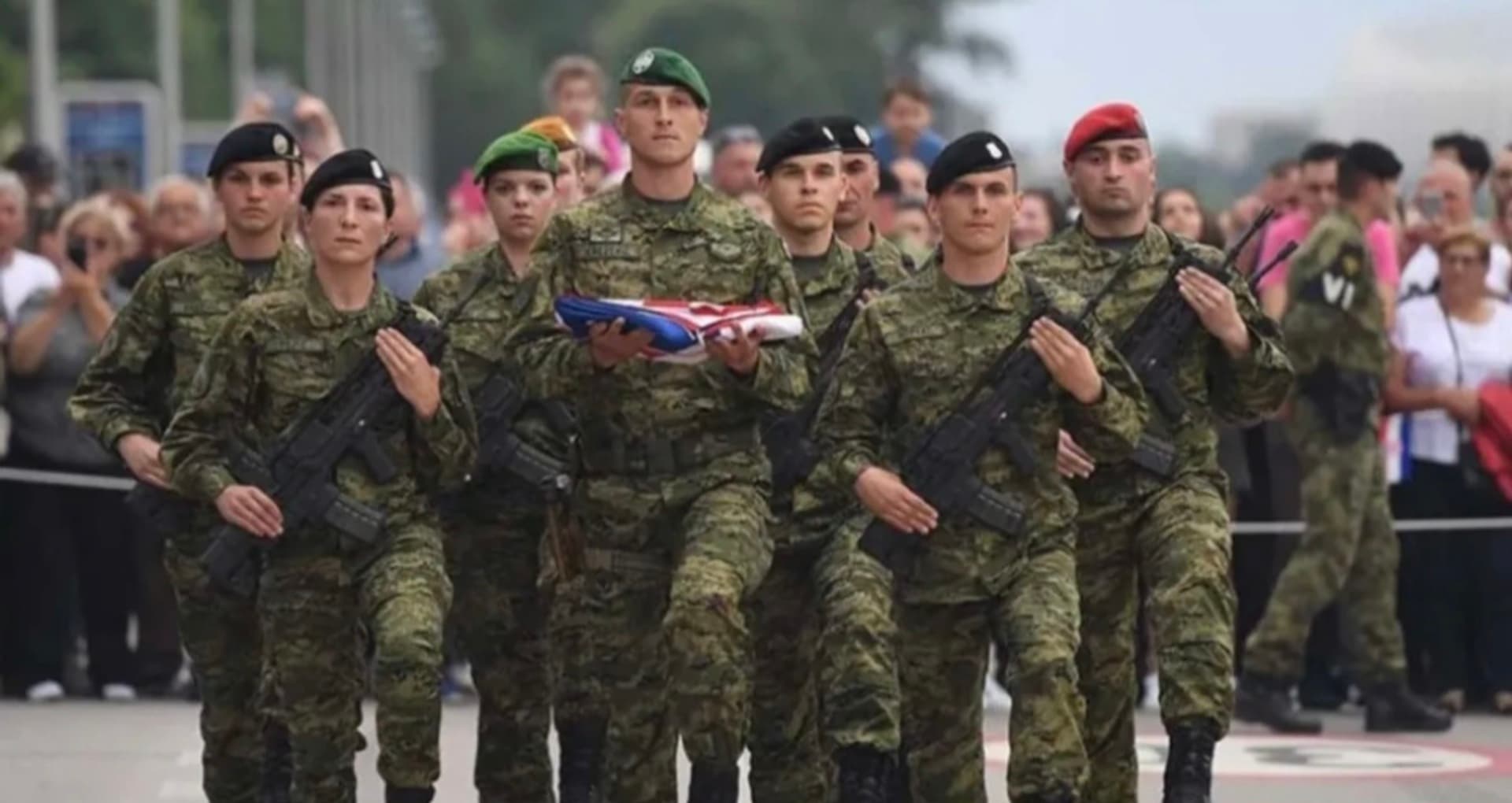 Počinje vojni rok u Hrvatskoj: Danas u kasarne ulazi 800 mladih, većinom dobrovoljaca - slika 1