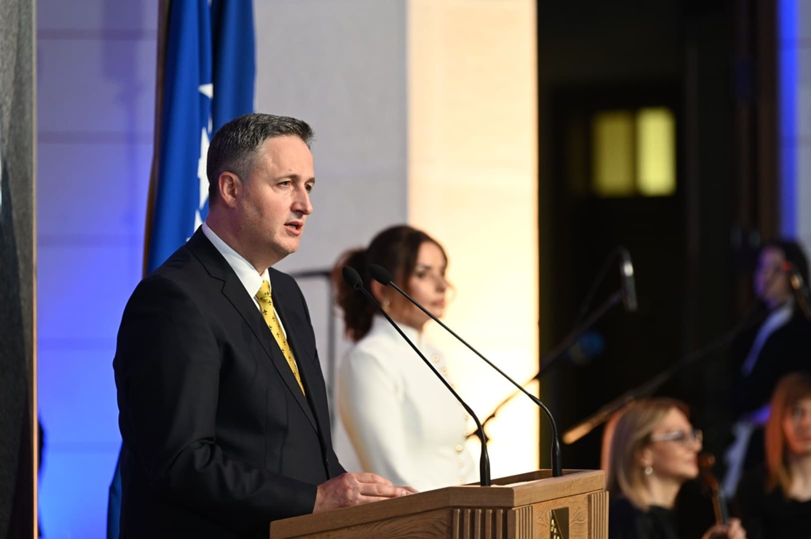 Bećirović održao još jedan dosadni govor. Ali... - slika 1