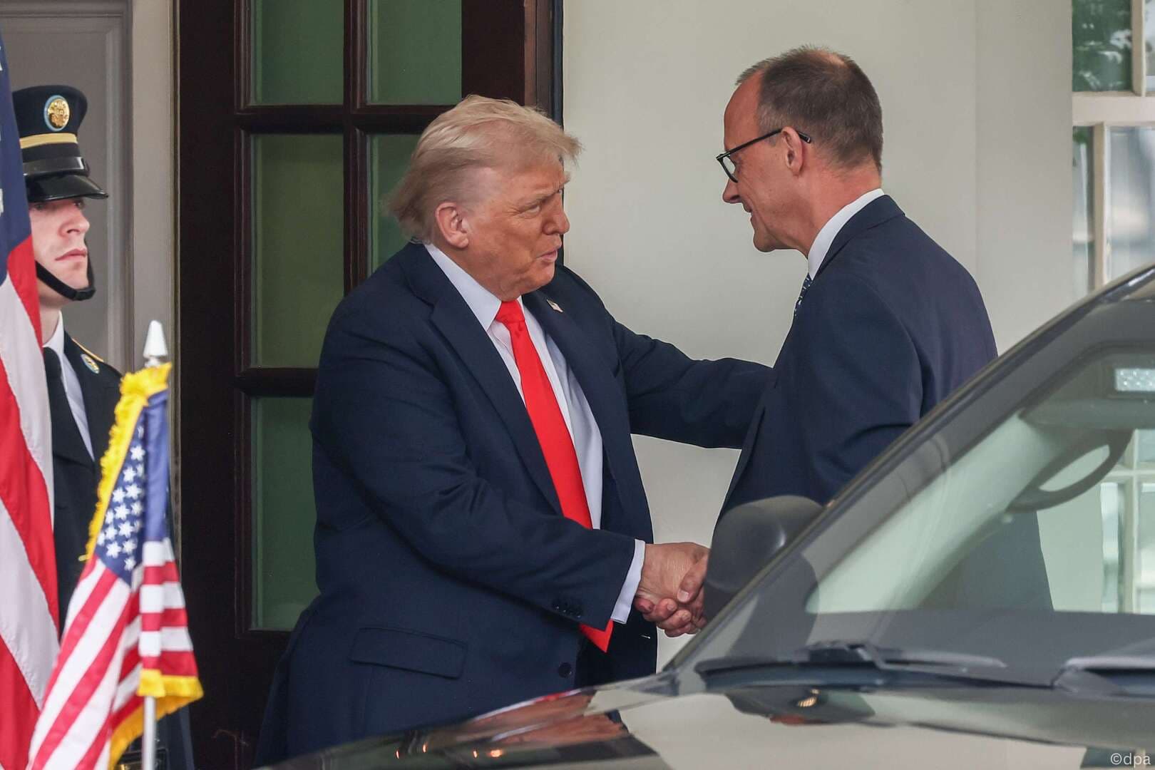 Merz kritikovao odluku SAD o ublažavanju sankcija na rusku naftu - slika 1