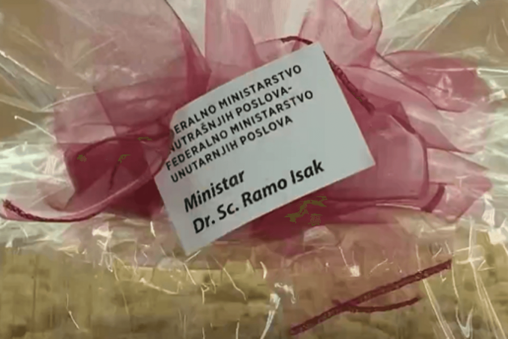 FTV u raljama Rame Isaka: 'Hvala ministre, mirno spavamo' - slika 1