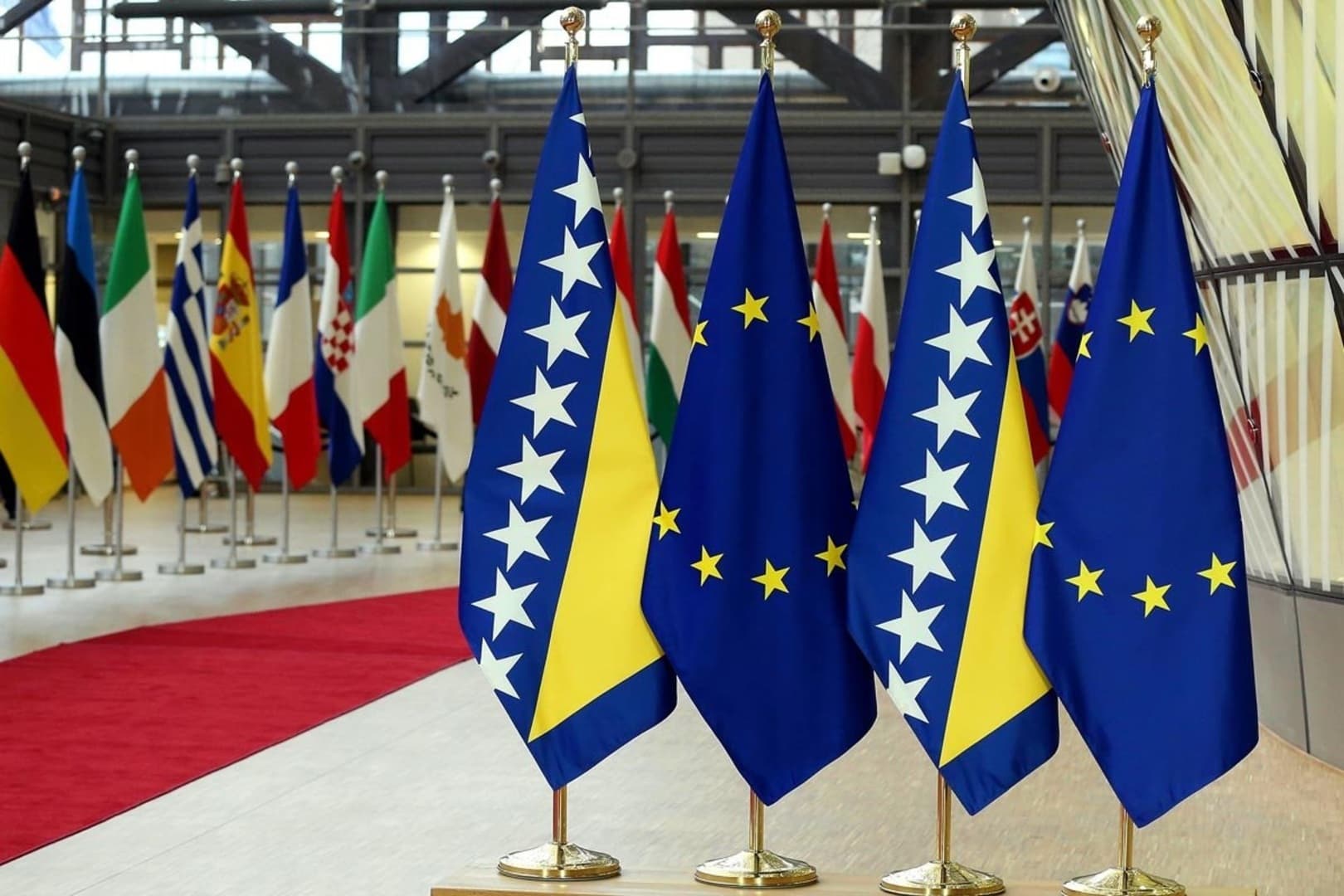 BiH će izgubiti više od 3 milijarde eura iz EU u ovoj i narednoj godini! - slika 1