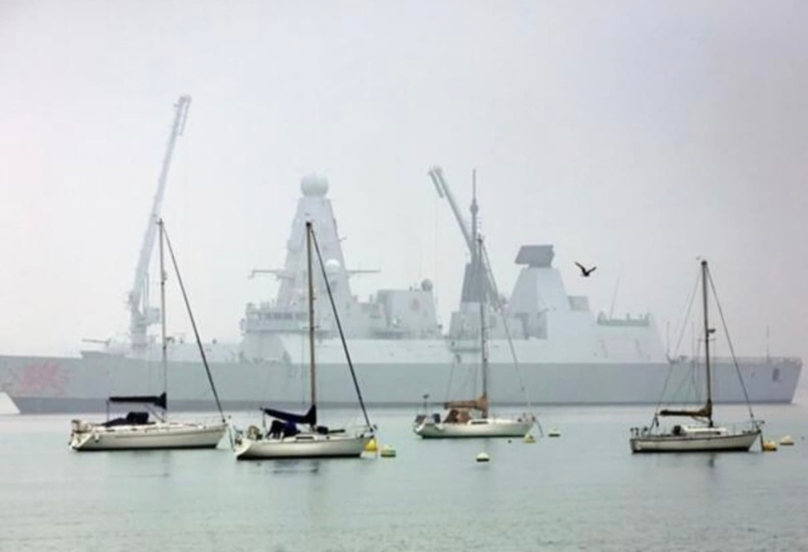 Svi su na oprezu: Britanski razarač stigao u istočni Mediteran - slika 1