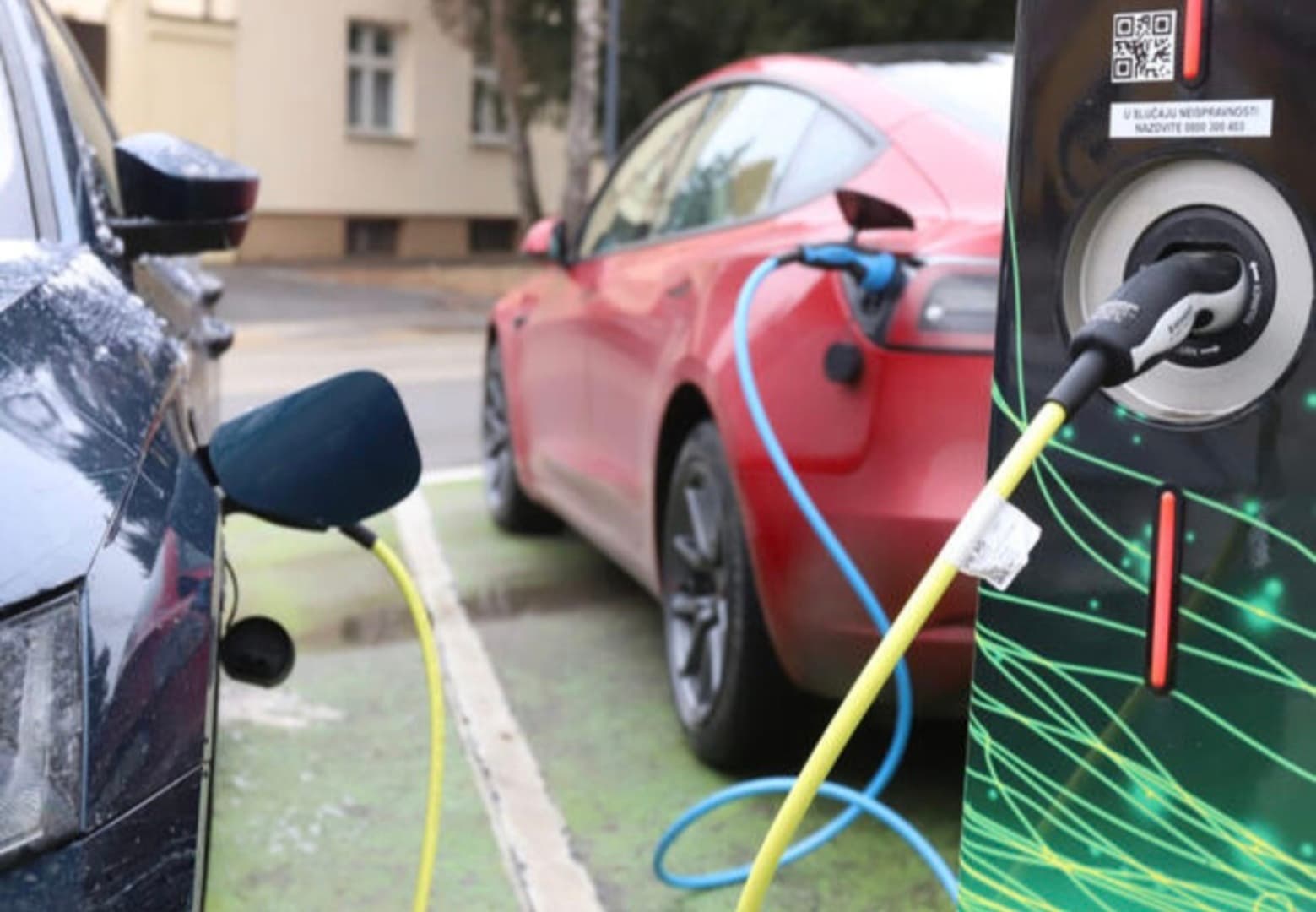 Udio električnih vozila raste u EU, ukupna prodaja i dalje niska - slika 1