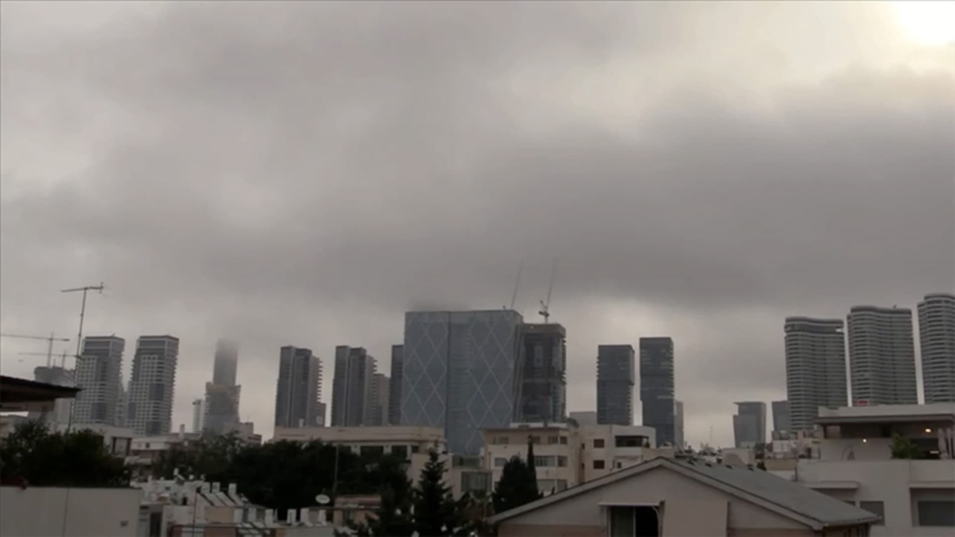 Snažne eksplozije potresle Tel Aviv, Jerusalim i Haifu - slika 1