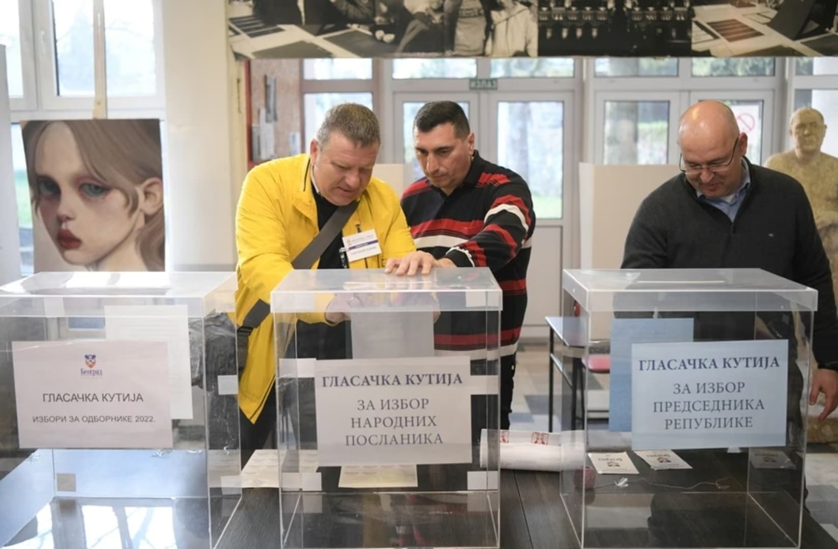 Srbija sutra glasa u 10 lokalnih sredina: Skoro 250 hiljada birača odlučuje o vlasti - slika 1