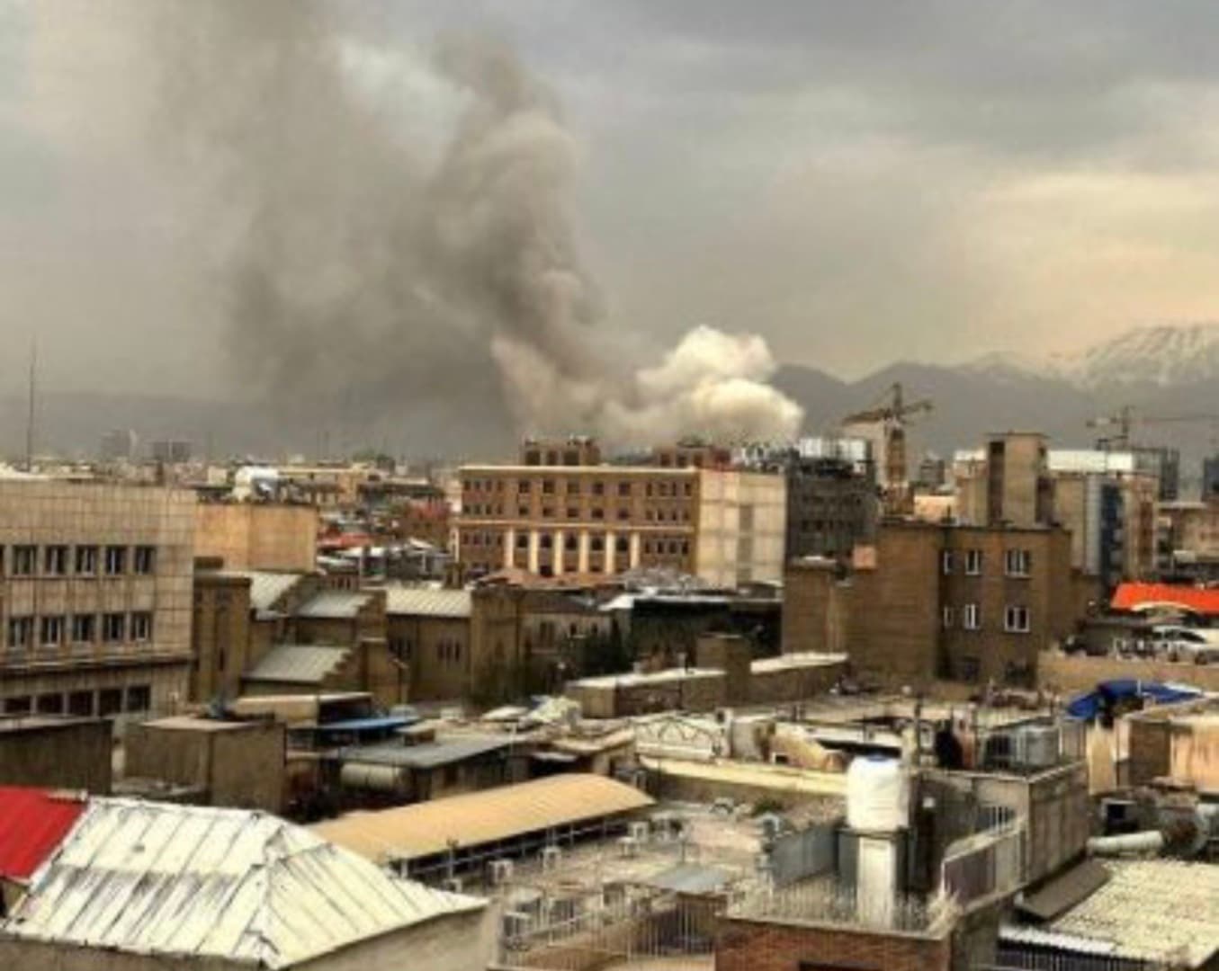 Više od 100.000 civilnih objekata oštećeno u Iranu - slika 1