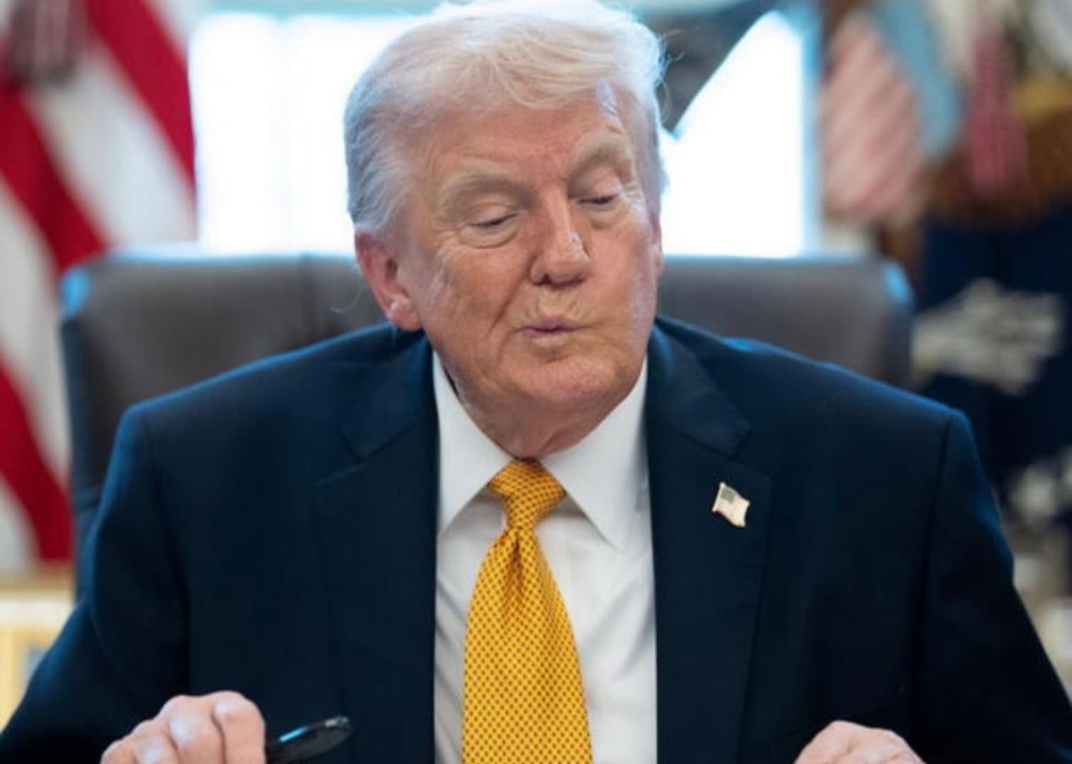 WSJ: Trump spreman okončati rat čak i ako Iran ne otvori Hormuz - slika 1