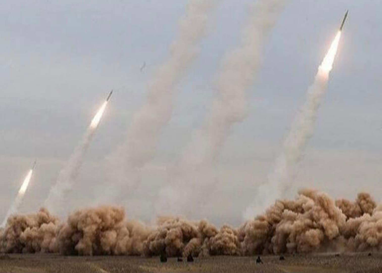 Iran ispalio rakete na Izrael i zemlje Perzijskog zaljeva - slika 1