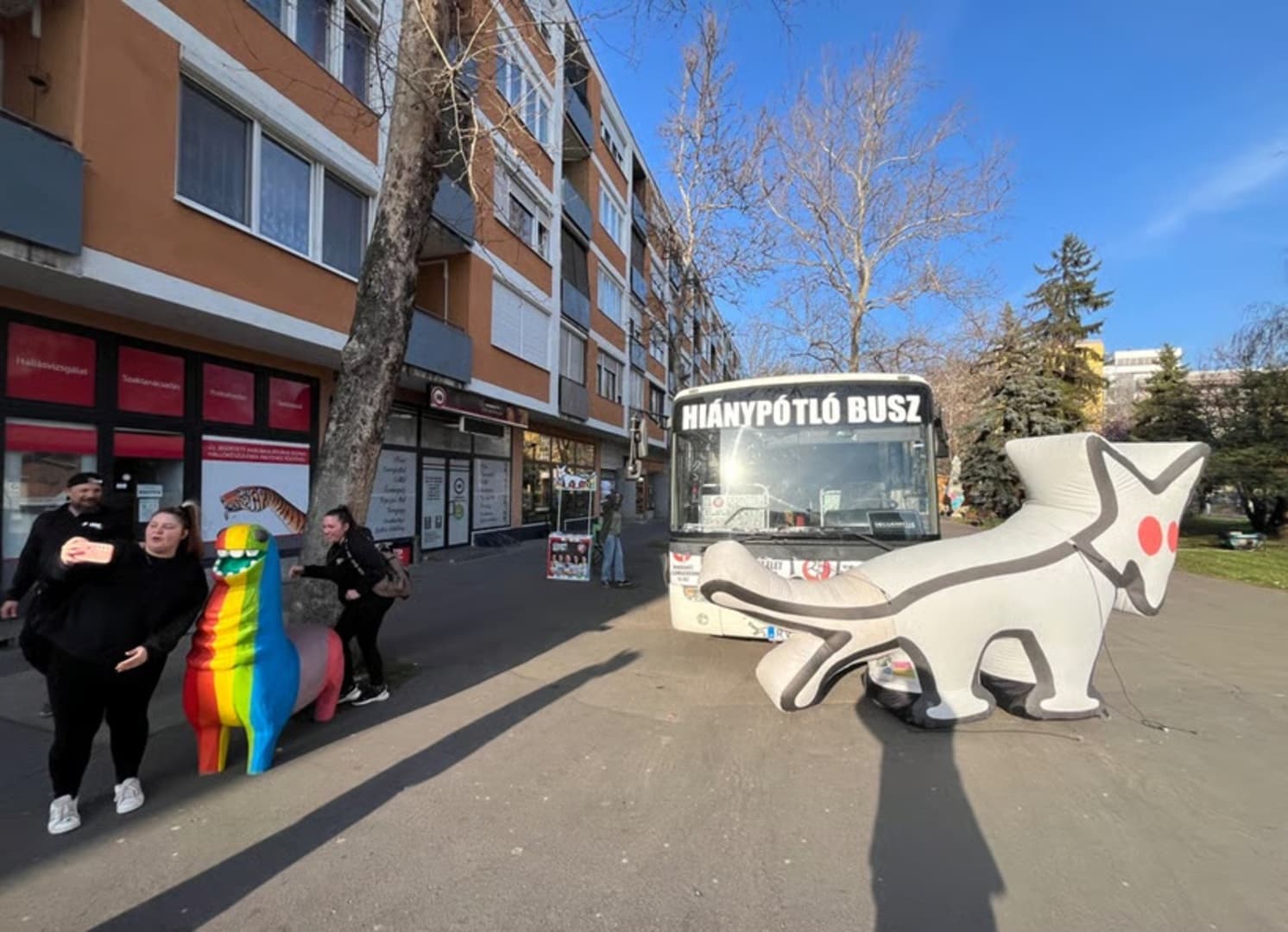 Stranka u Mađarskoj ismijava Orbana i obećava vječni život. Kad pobijede - slika 1