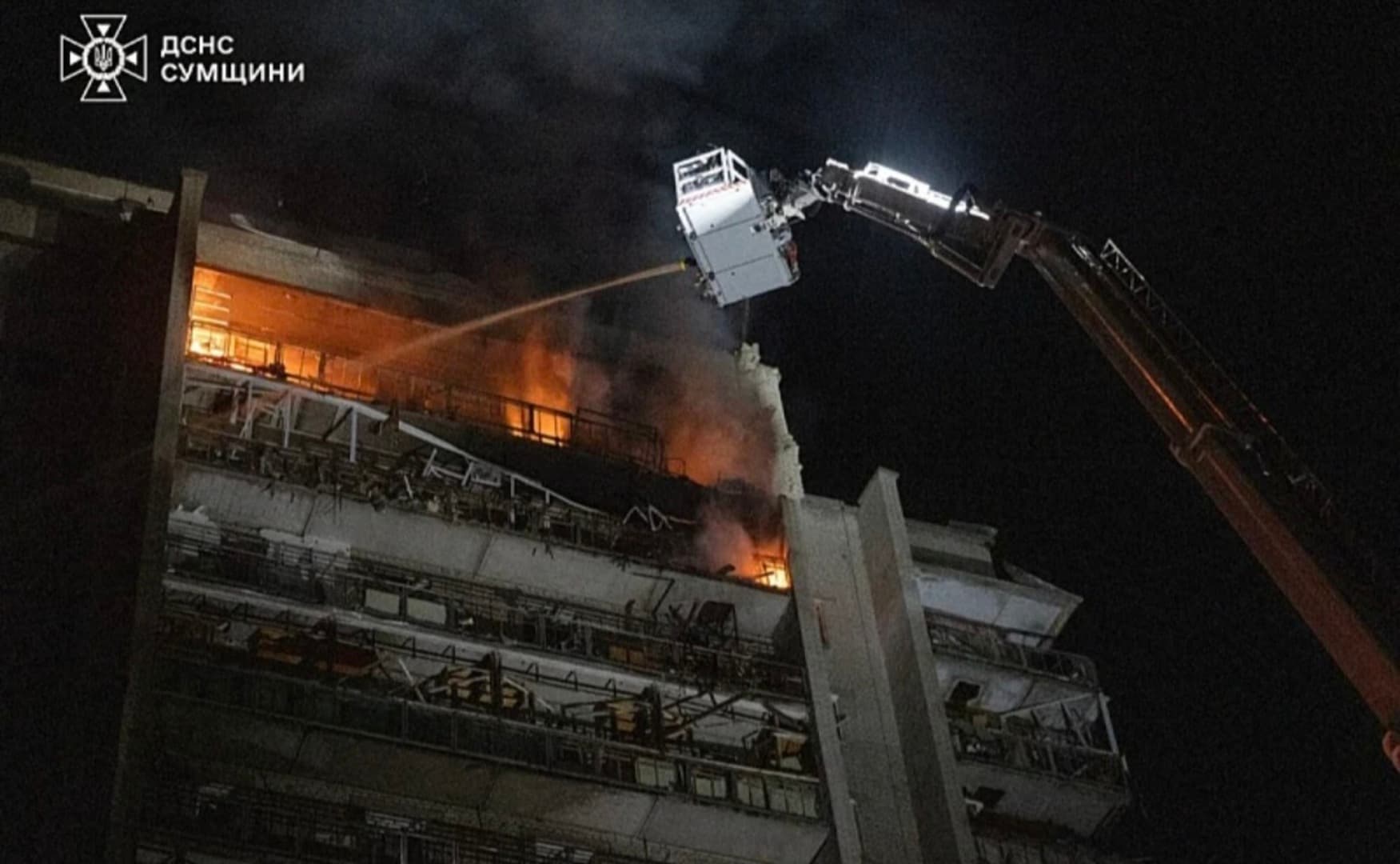 Ruski napadi dronovima na Ukrajinu usmrtili pet osoba, ranjeno najmanje 30 - slika 1