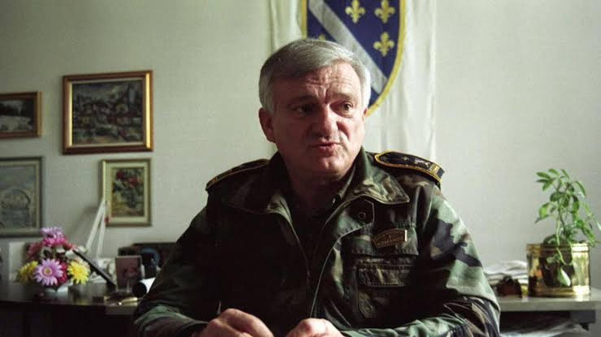 Prije 5 godina preminuo Jovan Divjak, bh. general, heroj i dobročinitelj - slika 1