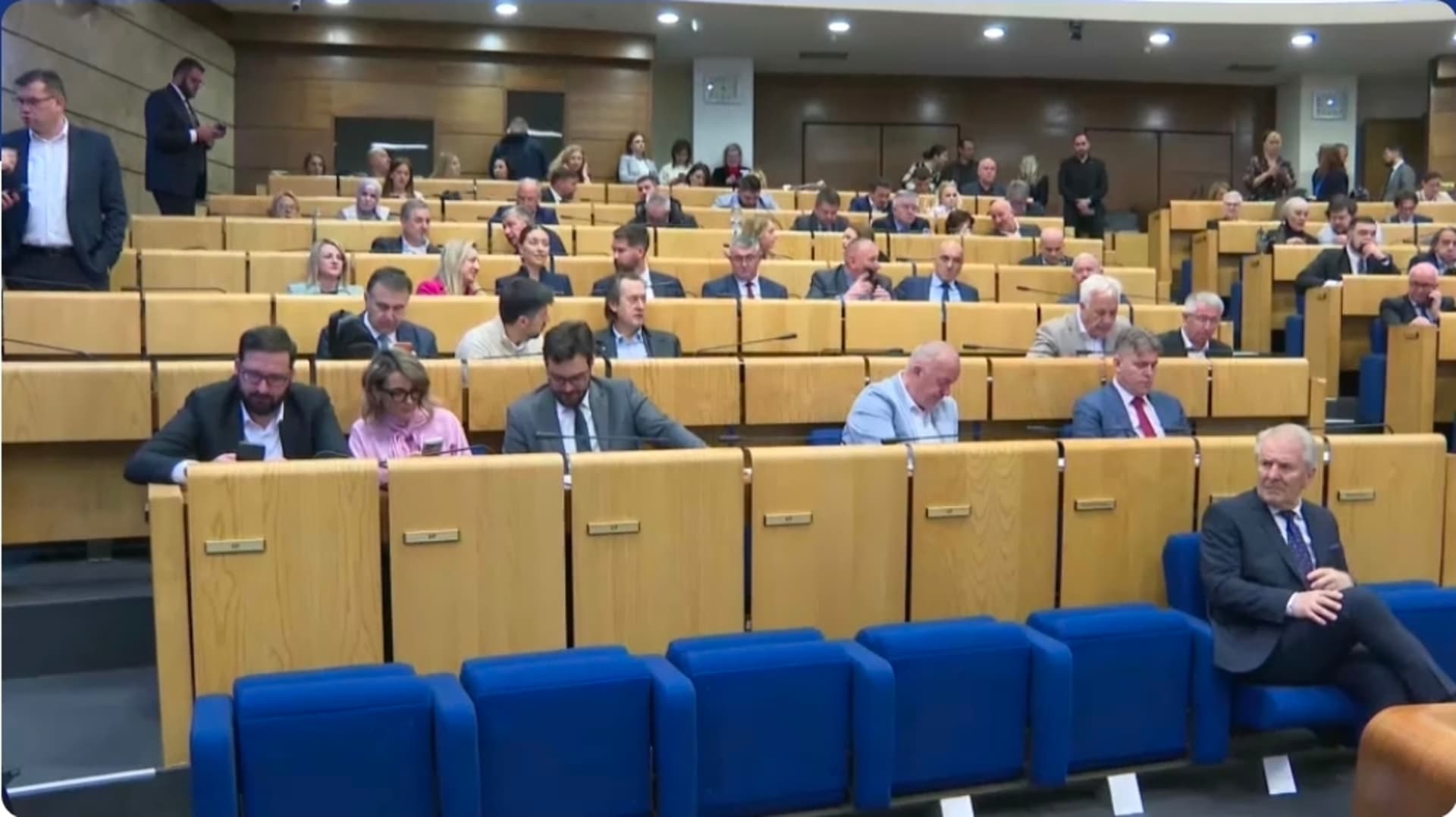 Izmjene izglasane, dileme ostaju: Ko i kako upravlja projektom? - slika 1